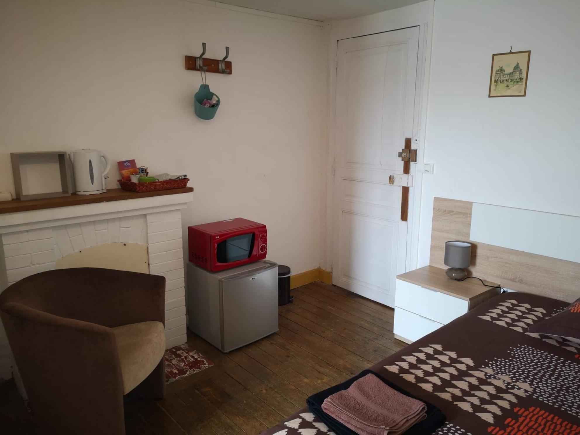 Chambres Avec Salle De Bains Et Cuisine En Centre Ville Argenton Sur Creuse Dış mekan fotoğraf